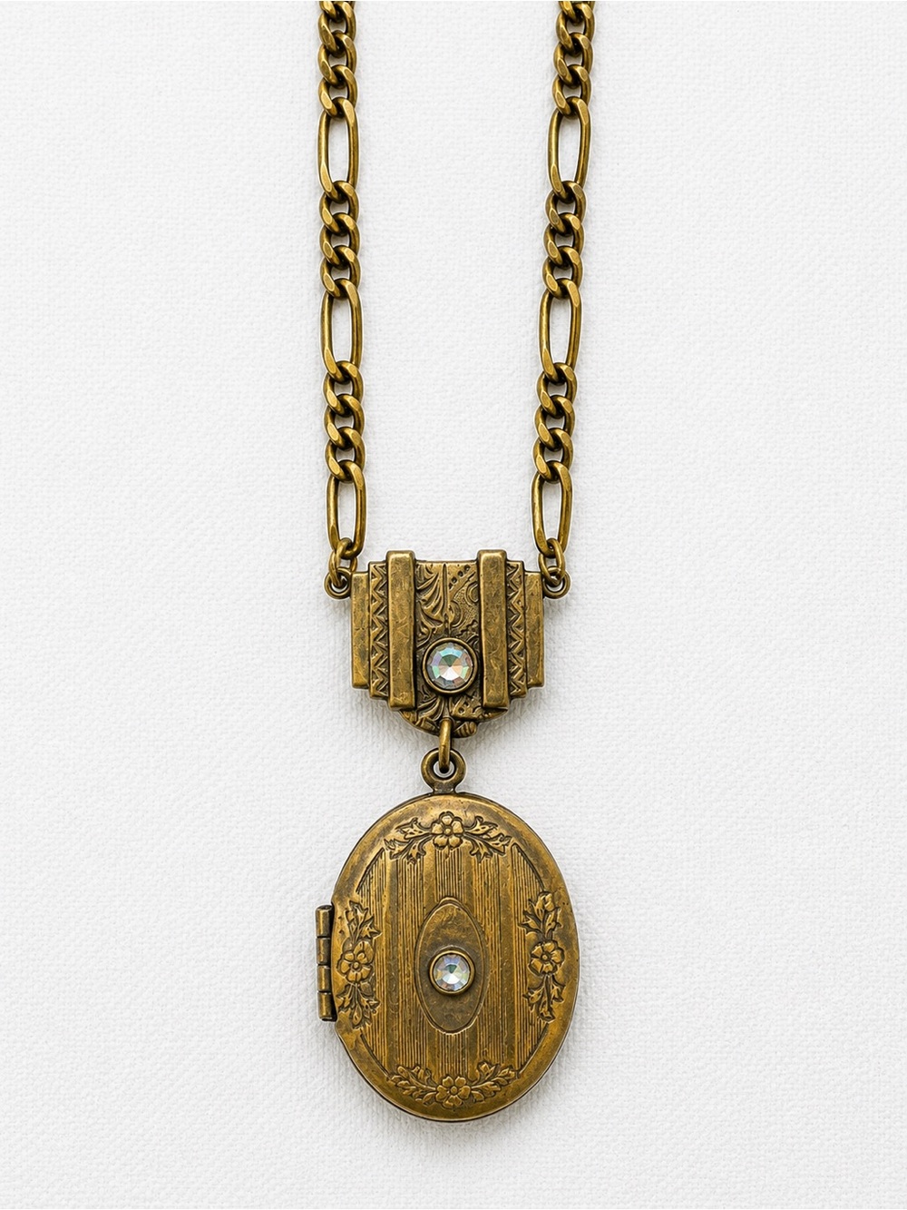 Antique-Style Gold Oval Locket Necklace